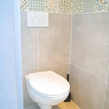 Buranoroom Jacuzzi De Gamme Parkingfree Διαμέρισμα *