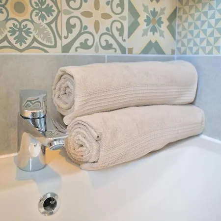 Buranoroom Jacuzzi De Gamme Parkingfree Διαμέρισμα *