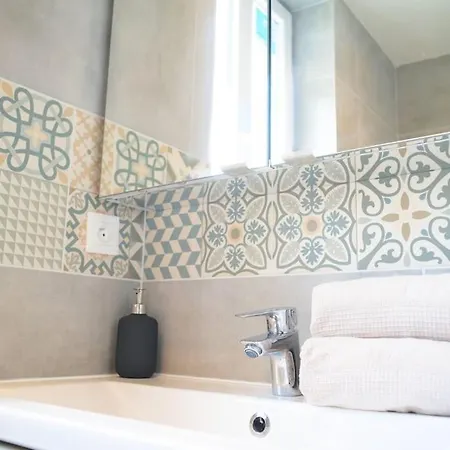 Διαμέρισμα Buranoroom Jacuzzi De Gamme Parkingfree